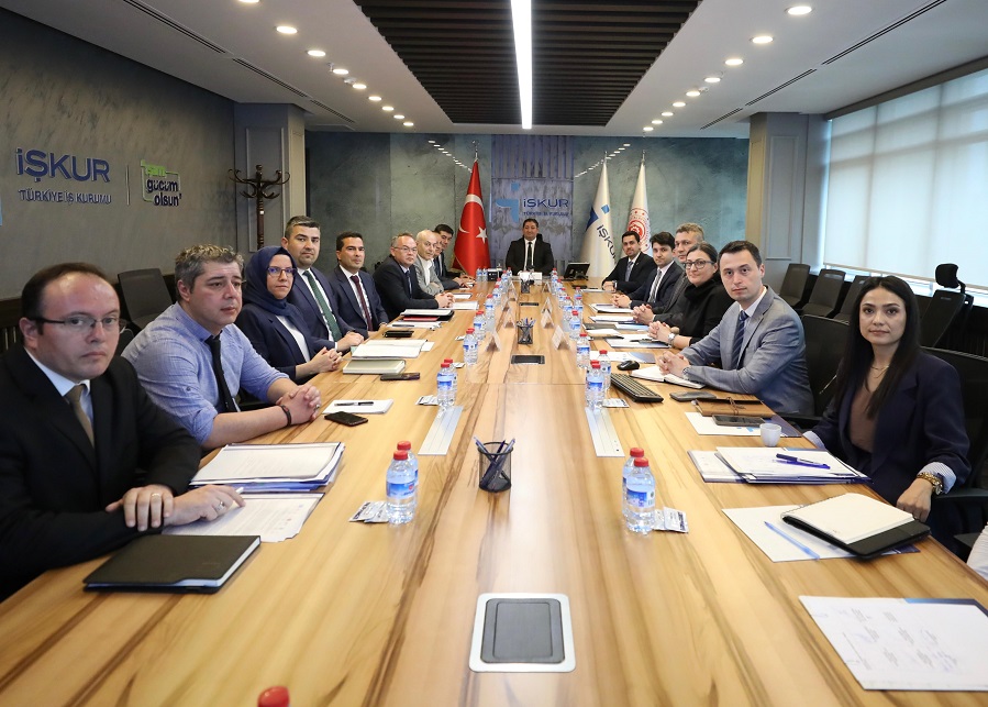 2025/1 Sayılı Engelli Ve Eski Hükümlü Çalıştırmayan İşverenlerden Tahsil Edilen İdari Para Cezalarını Kullanmaya Yetkili Komisyon Toplantısı Yapıldı