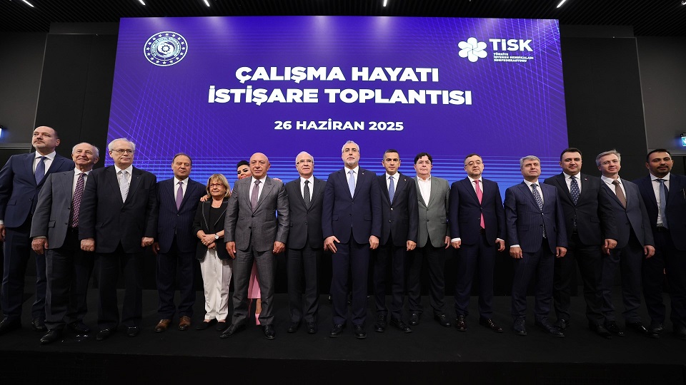 Bakan Işıkhan, Çalışma Hayatı İstişare Toplantısı’na Katıldı
