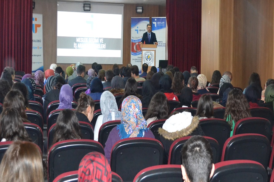 Konya'da Gençlerimize Yönelik Bilgilendirme Çalışmalarımız Sürüyor