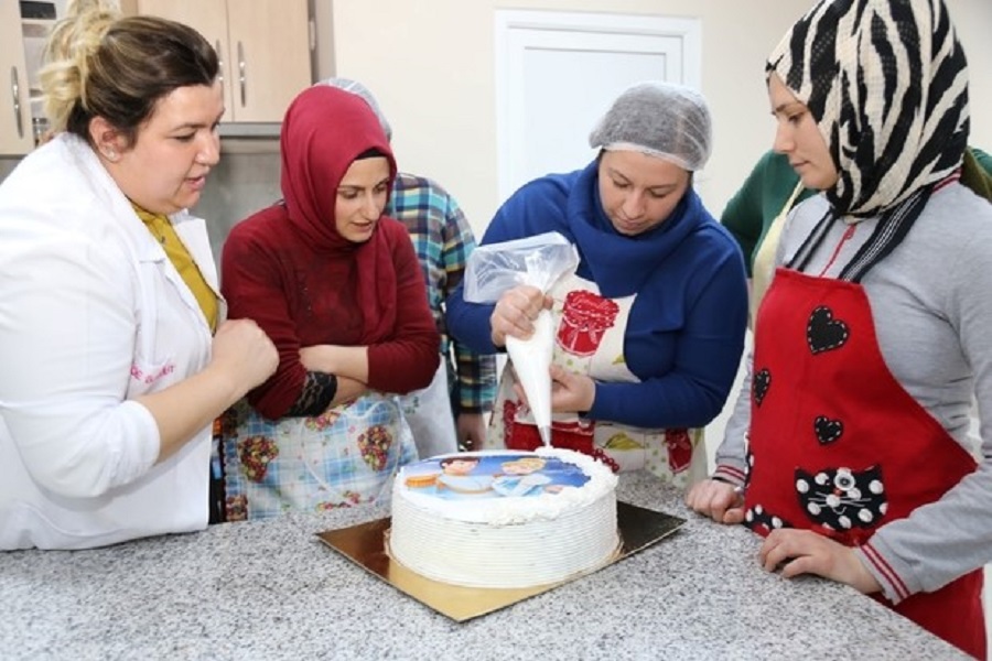 Kocaeli'de Mesleki Eğitim Kurslarımızla İstihdamı Destekliyoruz