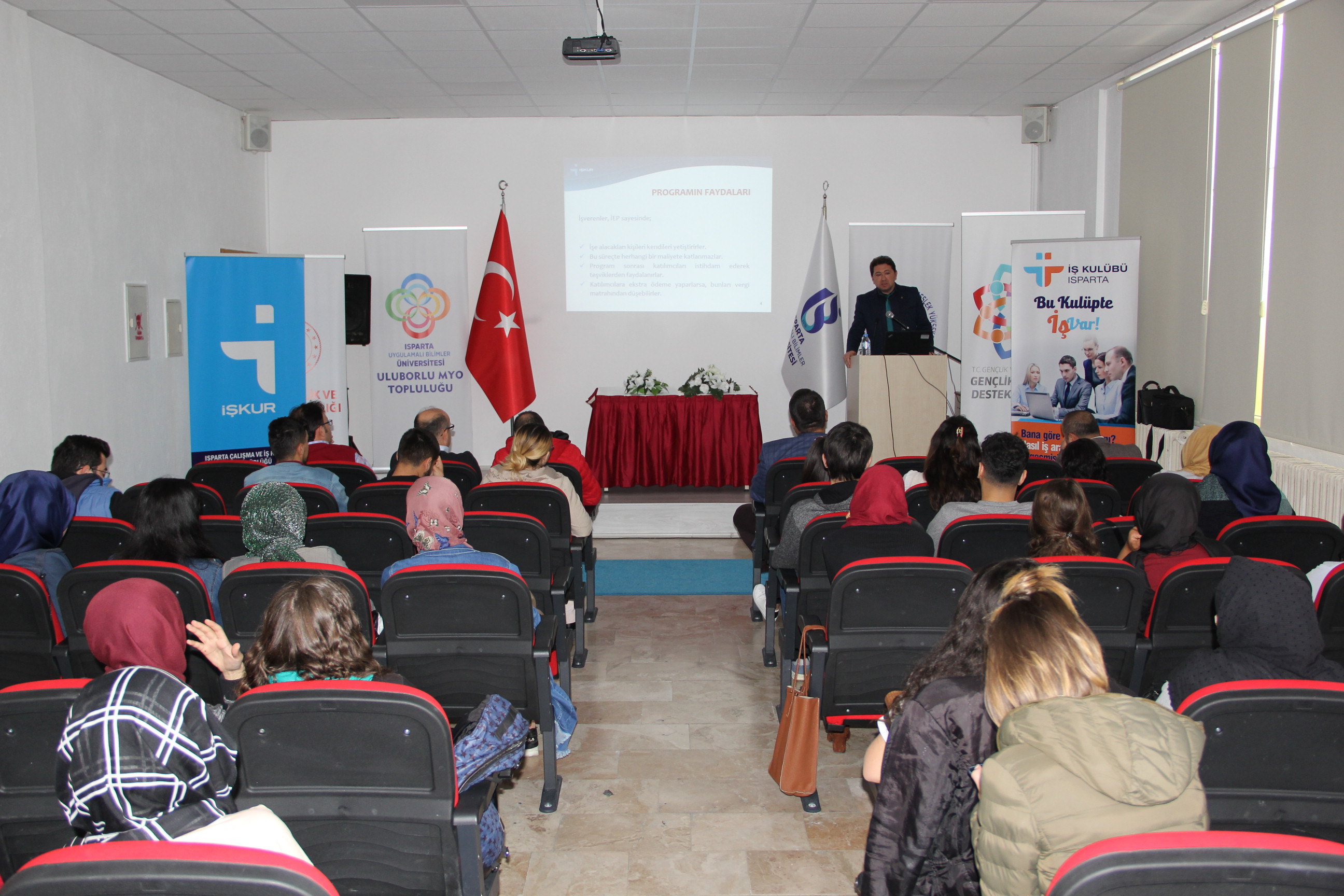 Isparta Uluborlu Selahattin Karasu MYO’da “İşkur Kampüste” Etkinliği Gerçekleştirdik