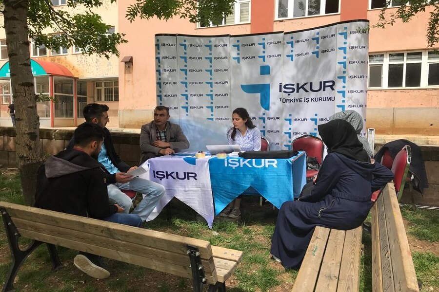 Bitlis Eren Üniversitesi MYO'larda Stant Açtık