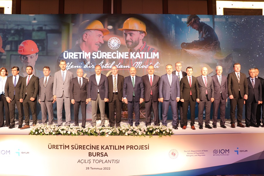 Bakanımız Vedat Bilgin, Bursa’da “Yeni Bir İstihdam Modeli: Üretim Sürecine Katılım Programı”nın Tanıtım Toplantısına Katıldı