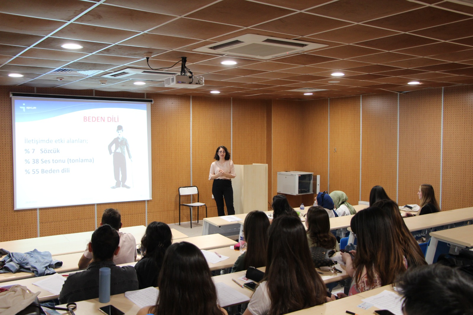 Eskişehir’de Üniversite Öğrencilerine İş Kulübü Eğitimi Verildi